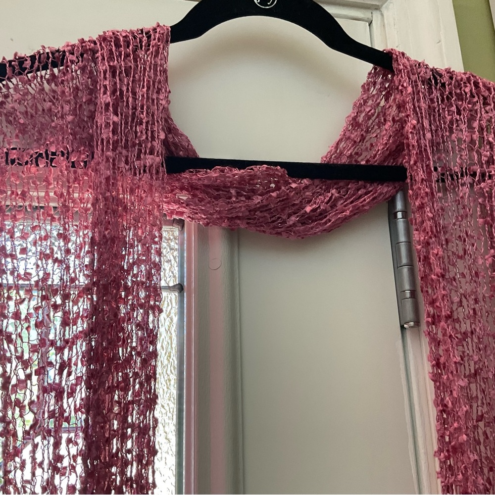Nwt Open Weave/ Crocheted Pink Raspberry Scarf - image 3
